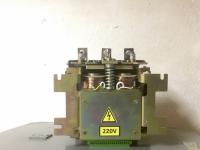 Контактор вакуумный КВ1,14 250А